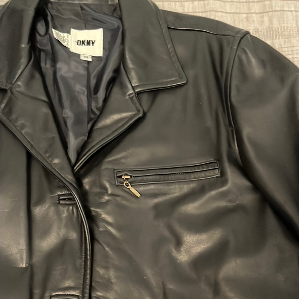 Vintage DKNY Black Leather Jacket - Picture 4 of 13